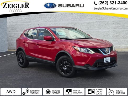 Used 2018 Nissan Rogue Sport S image 1