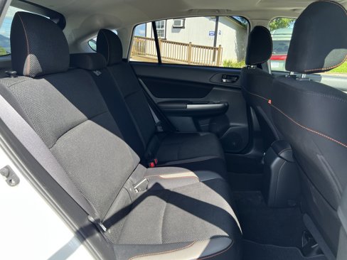 Used 2016 Subaru Crosstrek 2.0i Premium w/ Moonroof Package image 12