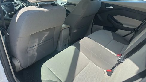 Used 2014 Ford Focus SE image 9