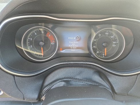 Used 2019 Jeep Cherokee Trailhawk image 19