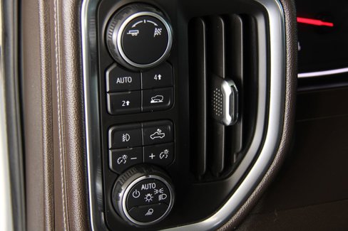Used 2019 Chevrolet Silverado 1500 LTZ w/ LTZ Plus Package image 19