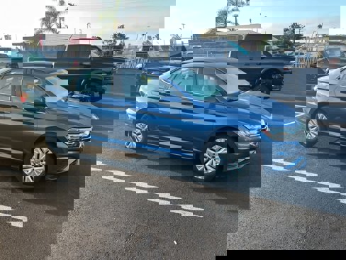 Used 2019 Volkswagen Jetta S w/ Driver Assistance Package image 6