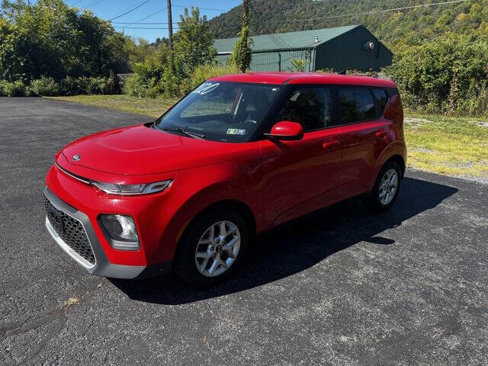 Used 2020 Kia Soul S image 1