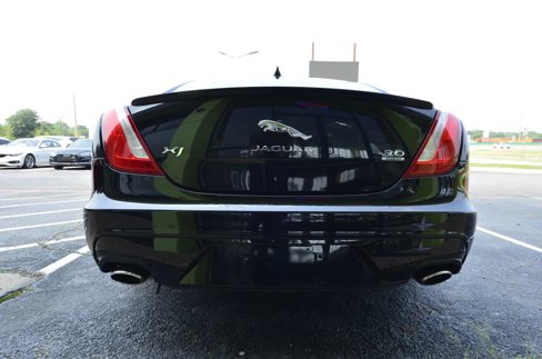 Used 2016 Jaguar XJ R-Sport image 8