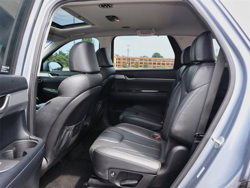 Used 2020 Hyundai Palisade SEL w/ Premium Package image 17