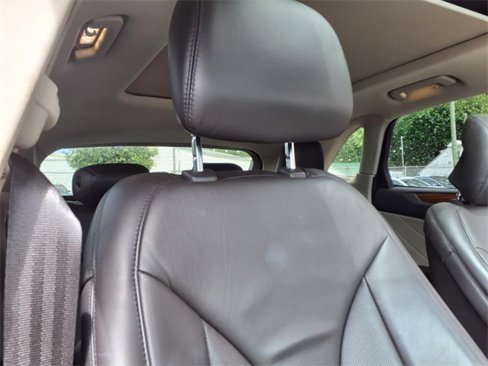 Used 2019 Lincoln MKC Select w/ Select Plus Package image 15
