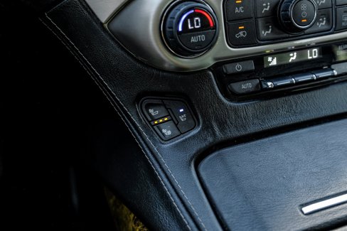 Used 2015 GMC Yukon XL Denali w/ Premium Package image 24