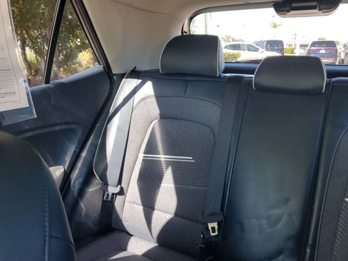 Certified 2020 Hyundai Venue image 4