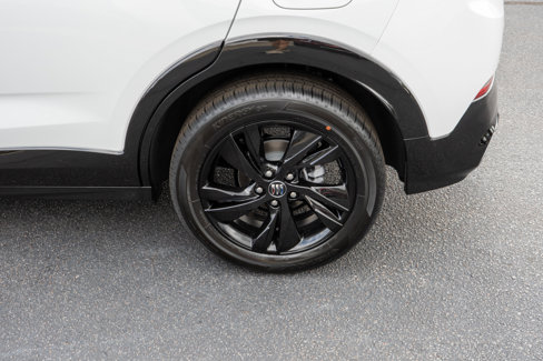 New 2026 Buick Encore GX Sport Touring image 9