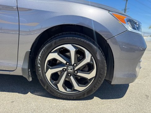 Used 2017 Honda Accord EX-L image 14