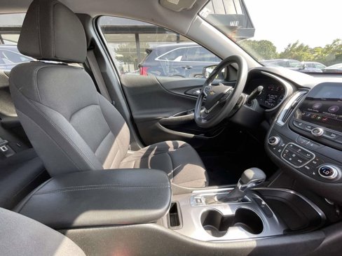 Used 2023 Chevrolet Malibu LT image 16