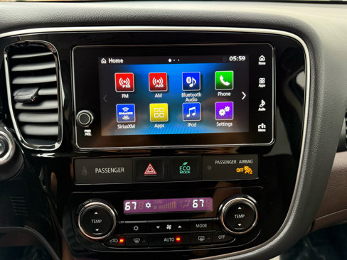 Used 2018 Mitsubishi Outlander SEL image 10