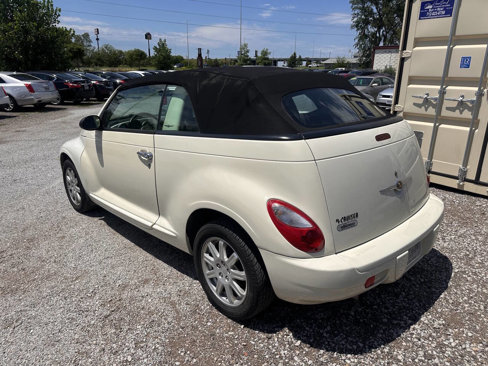 Used 2007 Chrysler PT Cruiser Convertible image 6