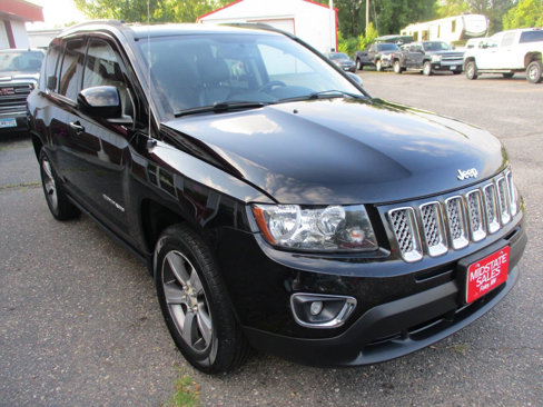 Used 2017 Jeep Compass High Altitude image 12