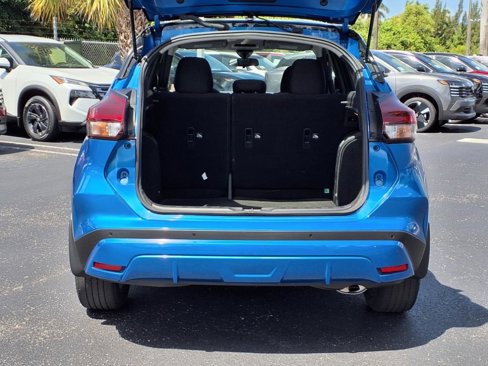 Certified 2023 Nissan Kicks SR image 28