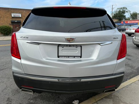 Used 2017 Cadillac XT5 FWD image 5