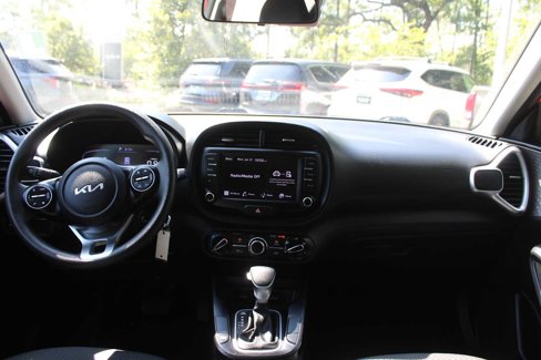 Certified 2023 Kia Soul LX w/ LX Technology Package image 22