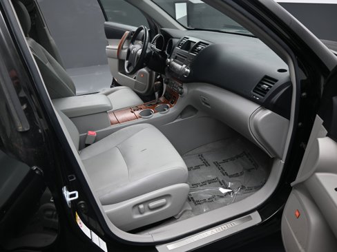 Used 2010 Toyota Highlander Limited image 20