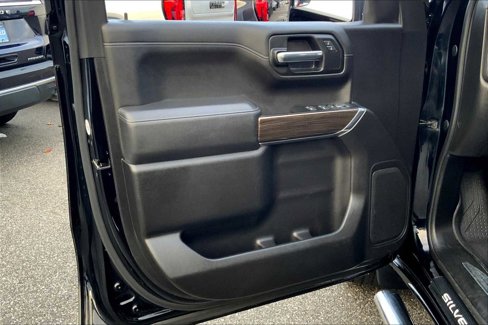 Used 2019 Chevrolet Silverado 1500 LT w/ All-Star Edition image 16
