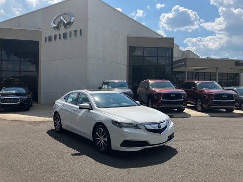 Used 2016 Acura TLX image 1