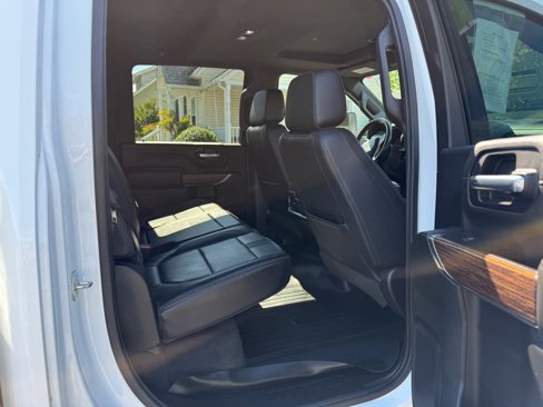 Used 2021 Chevrolet Silverado 2500 High Country w/ Z71 Off-Road Package image 8
