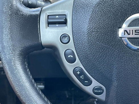 Used 2013 Nissan Rogue SL image 18
