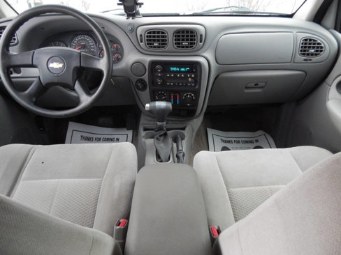 Used 2007 Chevrolet TrailBlazer LS w/ LS Preferred Equipment Group image 2