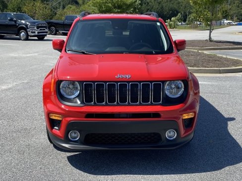 Used 2021 Jeep Renegade Latitude image 2