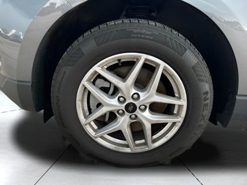 Used 2023 Ford Edge SEL image 45