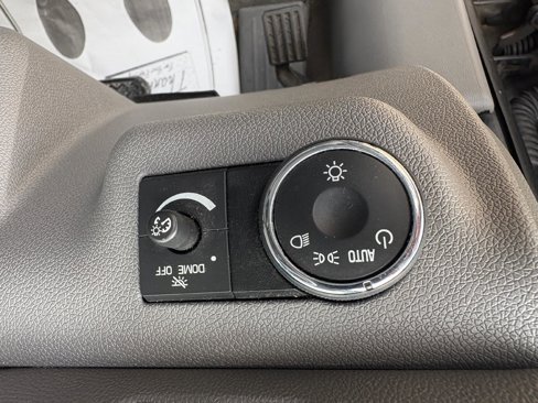 Used 2014 Chevrolet Traverse LS image 18