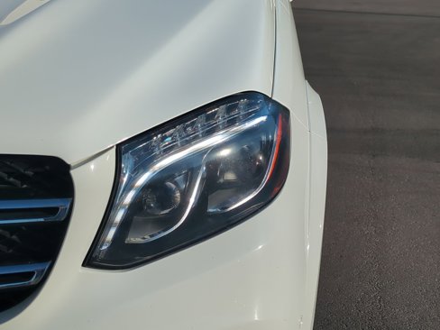 Used 2018 Mercedes-Benz GLS 550 4MATIC image 12