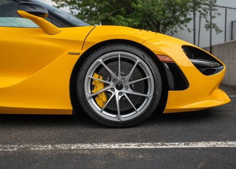 New 2025 McLaren 750S image 17