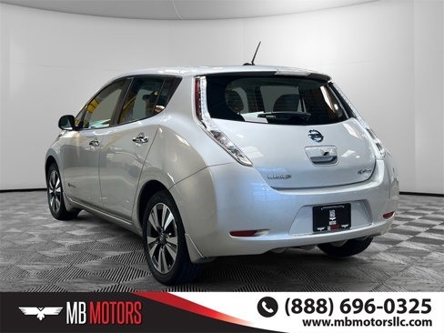 Used 2017 Nissan Leaf SV image 8