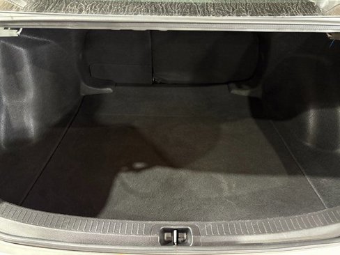 Used 2023 Toyota Corolla LE image 19