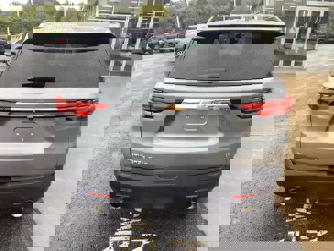 Used 2023 Chevrolet Traverse LT w/ LPO, Floor Liner Package image 7