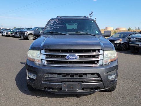 Used 2015 Ford Expedition XLT image 5