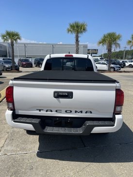 Used 2019 Toyota Tacoma SR image 4