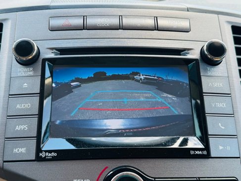 Used 2015 Toyota Venza LE image 24