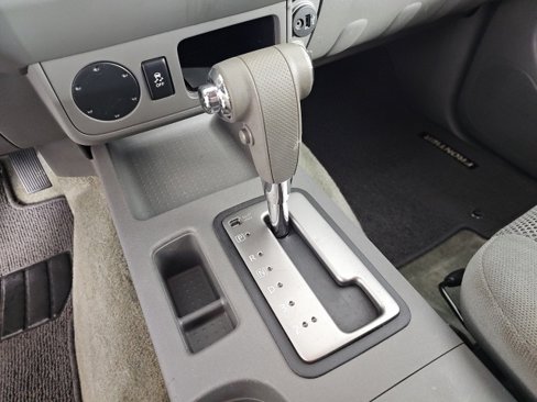Used 2017 Nissan Frontier SV image 22