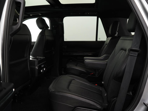 Used 2020 Ford Expedition Limited w/ Equipment Group 301A image 17