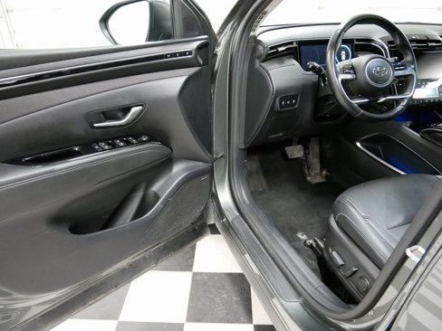 Used 2022 Hyundai Tucson Limited image 11