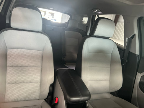 Used 2022 GMC Terrain SLE image 29