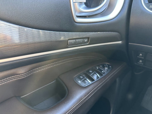 Used 2017 INFINITI QX60 FWD w/ Premium Package image 17
