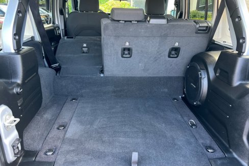 Used 2023 Jeep Wrangler Unlimited image 15