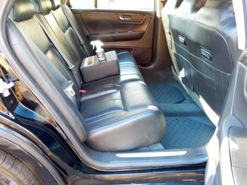Used 2011 Cadillac DTS Limousine image 23