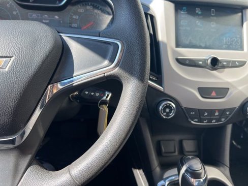 Used 2016 Chevrolet Cruze LS image 13