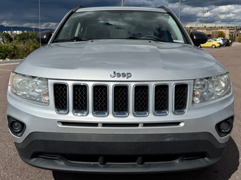 Used 2011 Jeep Compass 2WD image 2