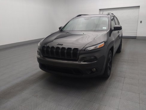 Used 2018 Jeep Cherokee Latitude w/ Altitude Package image 15