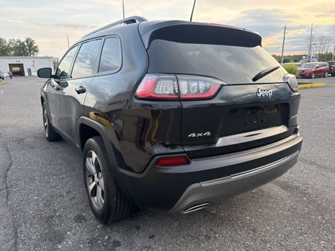 Used 2022 Jeep Cherokee Limited image 5