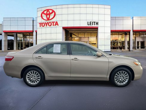 Used 2009 Toyota Camry LE image 4